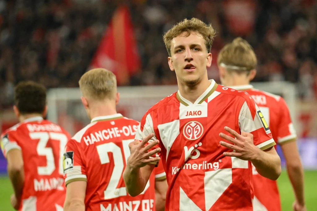 Drama Persaingan di Conference League: Strasbourg vs Mainz 05 Siap Guncang Klasemen