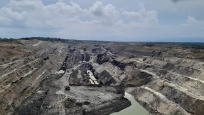 Emiten Bakrie BUMI Himpun Dana Rp1,83 Triliun dari Obligasi