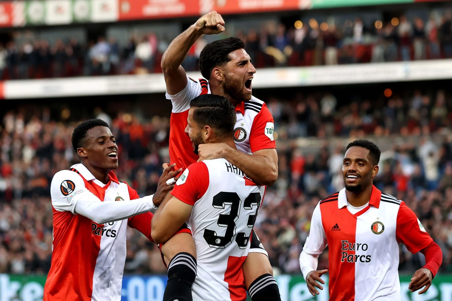 Feyenoord vs Groningen: Duel Krusial di De Kuip untuk Tiket Champions League dan Kelangsungan Musim