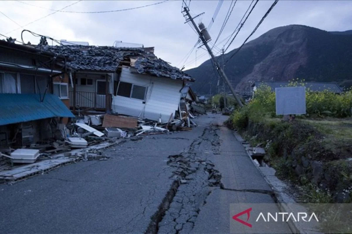 Gempa Bumi Kuat Mengguncang Jepang Bagian Barat Daya