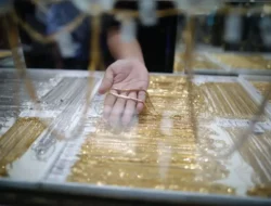 Harga Emas Global Sentuh USD4.719, China Agresif Beli