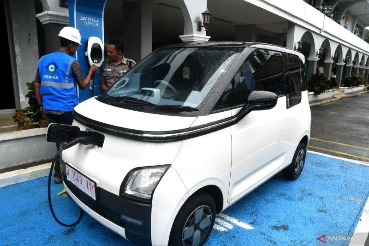 Harga Solar Melonjak, Hyundai Siapkan Lompatan ke Mobil Listrik di Tengah Pergeseran Tren Otomotif