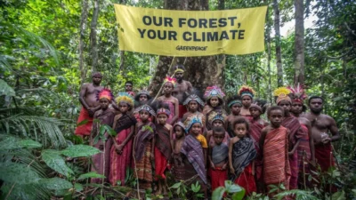 Hutan Adalah Mama, Hutan Rusak Maka Manusia Juga Rusak: Pentingnya Perspektif Perempuan dalam Liputan Lingkungan