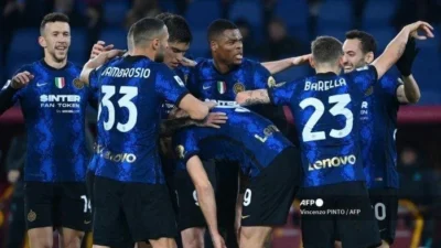 Inter Milan Bantai AS Roma dengan Comeback 7 Gol yang Mengagumkan
