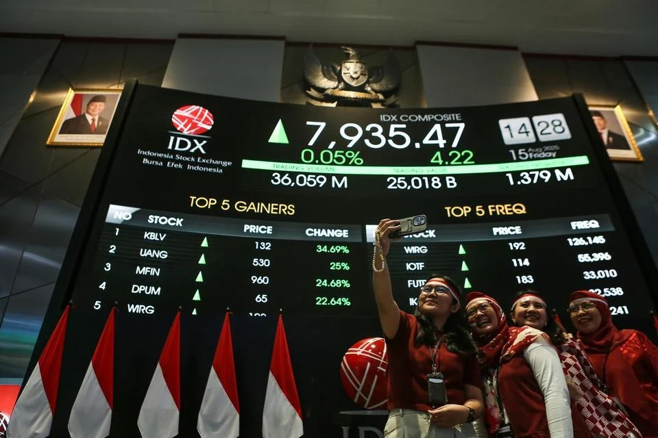 IPOT Rekomendasikan PNLF, BDMN hingga XIHD di Tengah Volatilitas IHSG Pekan ini