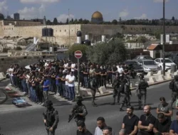 Israel Batasi Akses Muslim ke Masjid Al-Aqsa pada Peringatan Hari Yerusalem: Ribuan Patriot Israel Menggelar Pawai Bendera