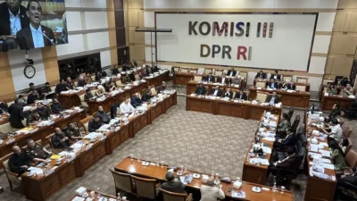 Jaksa Jangan Cari-Cari Kesalahan, Anggota DPR Peringatkan Soal Amsal Sitepu