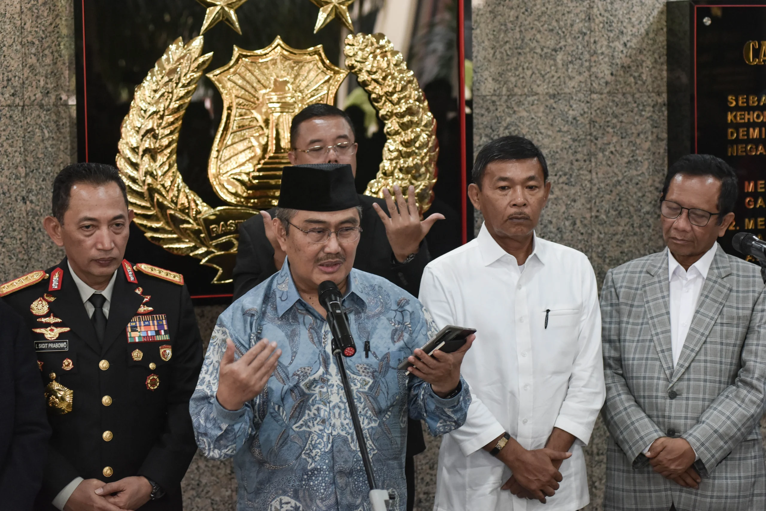 Kapolri Listyo Ungkap 10 Program Strategis Polri Saat Bertemu Prabowo: Reformasi yang Dinanti!
