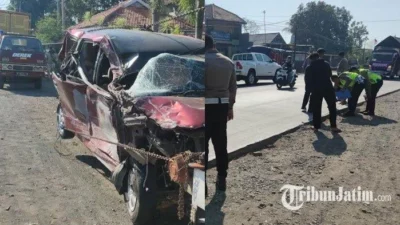 Kecelakaan Beruntun Maut di Jalur Probolinggo-Lumajang, Sedan Ringsek, 4 Nyawa Melayang