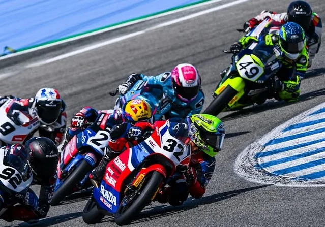 Kiandra Ramadhipa Guncang Dunia Balap: Kemenangan Dramatis di Jerez Bawa Indonesia ke Puncak Red Bull Rookies Cup
