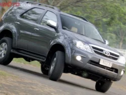 Lebih Murah dari Agya, Harga Toyota Fortuner Bensin 2006 Bekas Makin Masuk Kantong