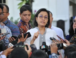 Luhut Beberkan Pembahasan Rupiah dan Pasar Keuangan Bersama OJK