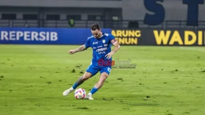 Marc Klok Ungkap Hitung-Hitungan: 9 Poin Persib Jadi Kunci Pastikan Takhta Juara