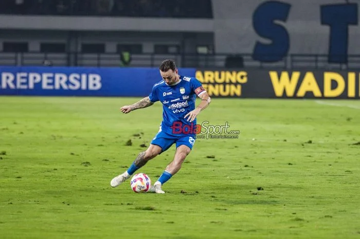 Marc Klok Ungkap Hitung-Hitungan: 9 Poin Persib Jadi Kunci Pastikan Takhta Juara