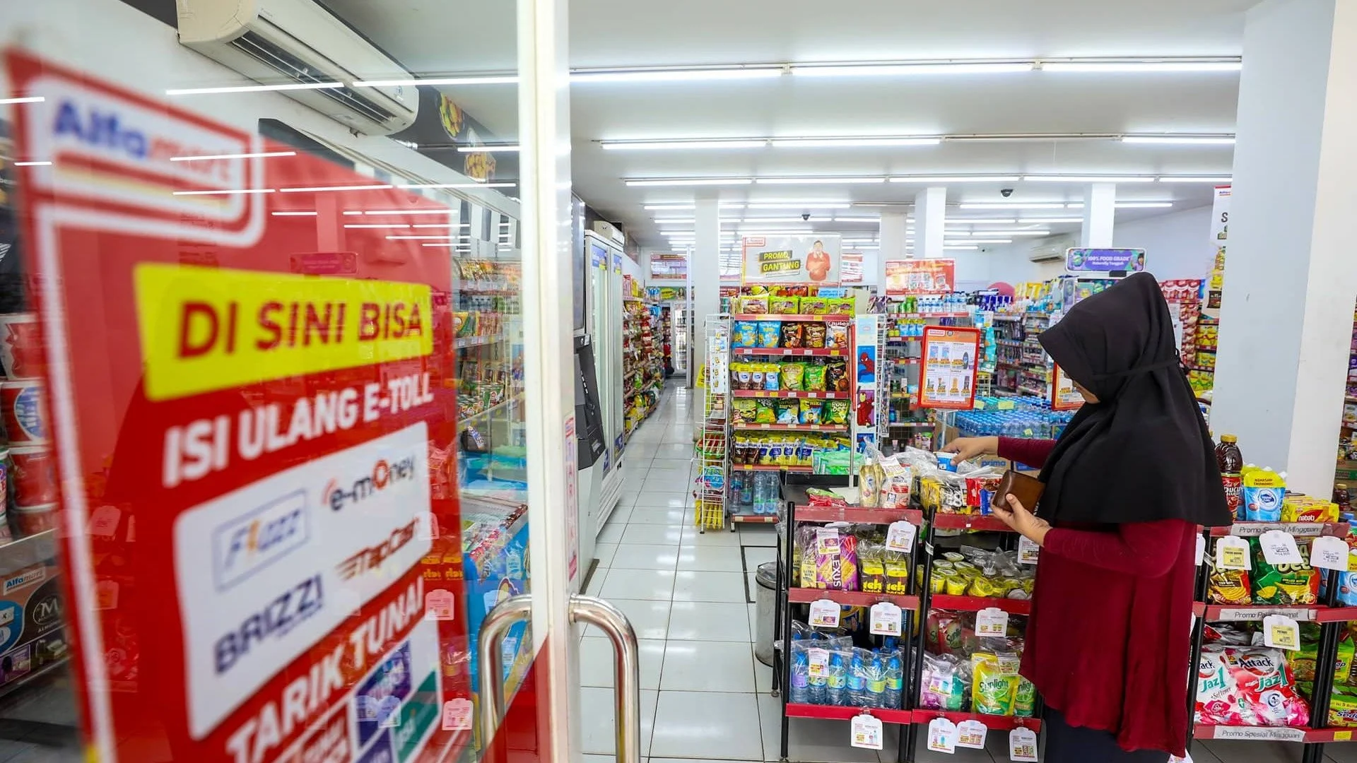 Mengapa Saham Retail Modern AMRT, MIDI, dan ERAA Terkoreksi Meski Laba dan Penjualan Tumbuh