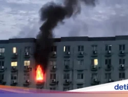 Mengejutkan! Kebakaran Apartemen Jakbar Bikin Warga Panik, Simbol Oranye & Nomor Darurat Menggugah