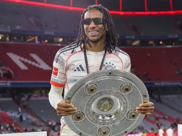 Michael Olise Dinobatkan Sebagai Pemain Terbaik Bundesliga 2025-26