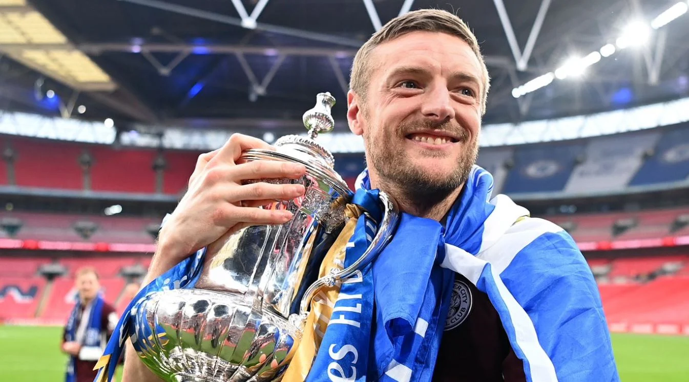 Misteri Kesuksesan Jamie Vardy: Dari Pesta Polisi Hingga Legenda Serie A yang Terlupakan