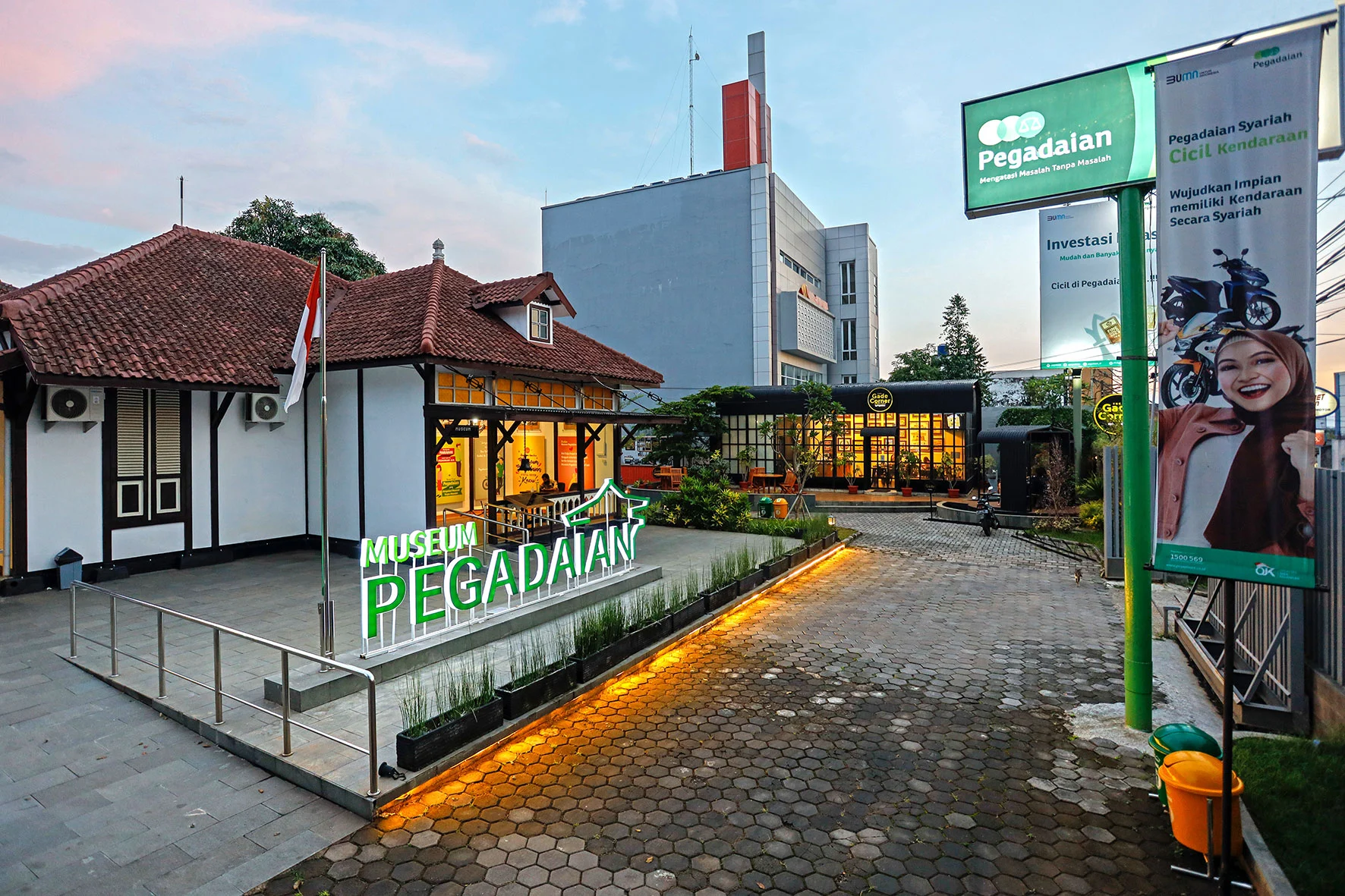 OJK: Kantor Cabang Pergadaian Masih Berperan Penting di Tengah Digitalisasi