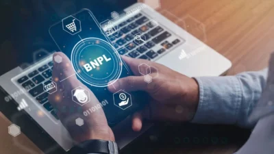 OJK Siap Atur Pembatasan Penggunaan Platform BNPL untuk Mengurangi Risiko Gagal Bayar