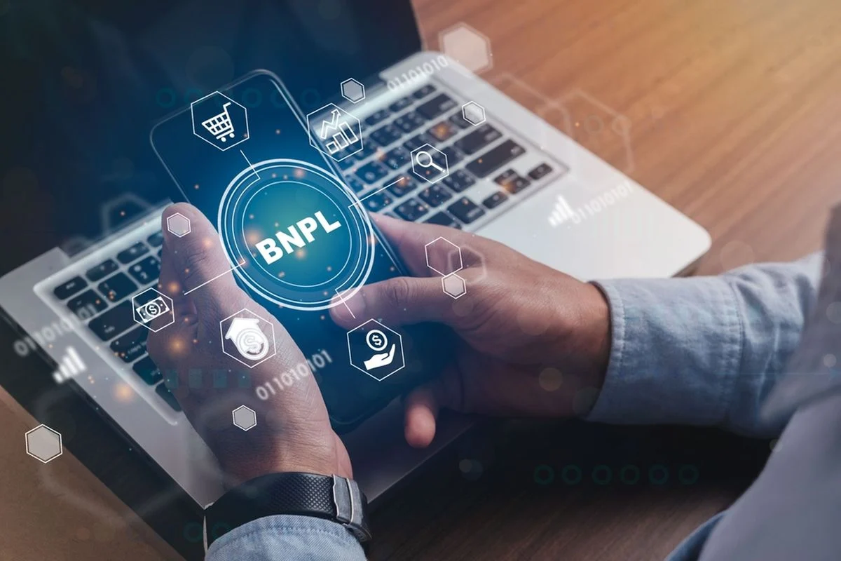 OJK Siap Atur Pembatasan Penggunaan Platform BNPL untuk Mengurangi Risiko Gagal Bayar