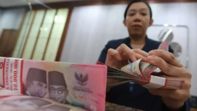OJK: Tren Penurunan Bunga Kredit Perbankan Belum Berakhir