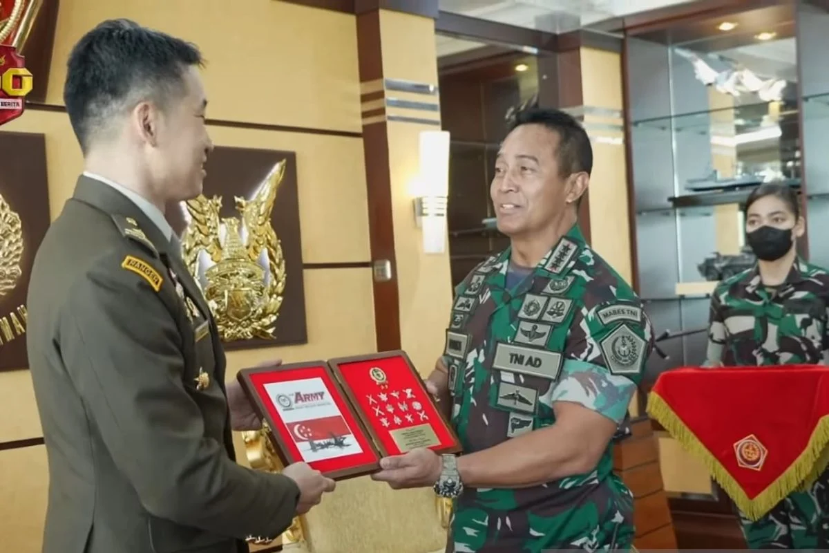 Panglima TNI Andika Perkasa Tingkatkan Kerja Sama Pertahanan dengan Singapura