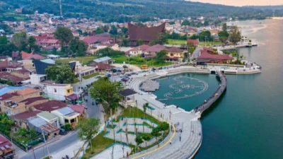 Pariwisata Danau Toba Dikembangkan dengan Strategis