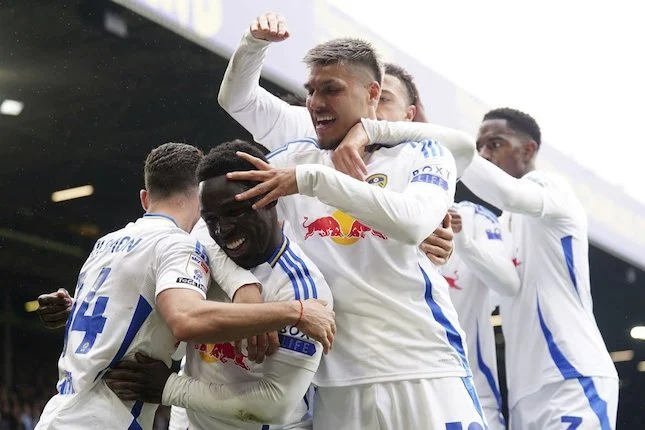 Pascal Struijk Bawa Leeds United Lebih Dekat ke Keselamatan Premier League Meski Ada Kesalahan