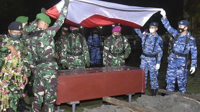 Pasukan Marinir 1 Mengucapkan Selamat Jalan kepada Pelda KKO Soegimin