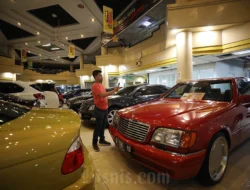 Pembiayaan Kendaraan Roda Empat Baru & Bekas Multifinance Turun di Maret 2026