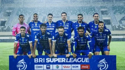Perebutan Puncak Klasemen BRI Super League: Persib Bandung dan Borneo FC Siap Berlaga