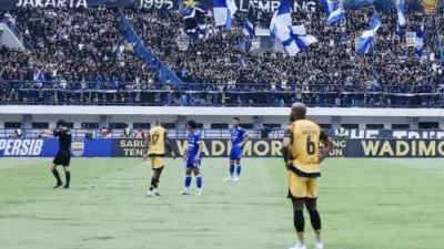 Persib Bandung Mengancam Gelar Super League dengan Kemenangan Menangis atas Persija Jakarta