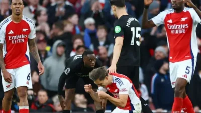 Pertarungan Sengit di Puncak Premier League: Arsenal Lawan West Ham