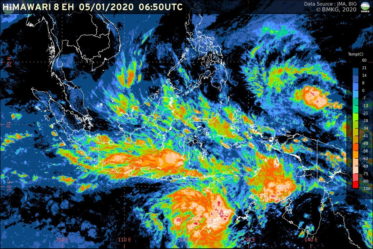 Prakiraan Cuaca Indonesia Hari Ini: Hujan Ringan di Jakarta, Badai di Papua, Angin Kencang di Sulawesi Barat
