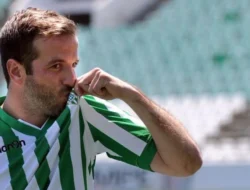 Rafael van der Vaart: Legenda Sepak Bola Belanda yang Menginspirasi