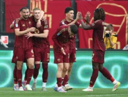 Roma dan Fiorentina Eksplorasi Kemungkinan Pertukaran Pemain Dovbyk dan Piccoli