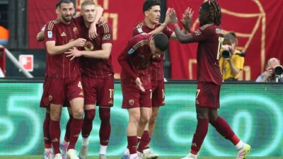 Roma dan Fiorentina Eksplorasi Kemungkinan Pertukaran Pemain Dovbyk dan Piccoli