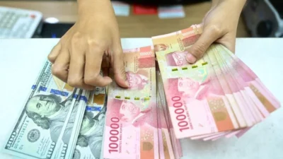 Rupiah Makin Anjlok Meski BI Tahan Suku Bunga: Apa yang Bisa Dilakukan Pemerintah?