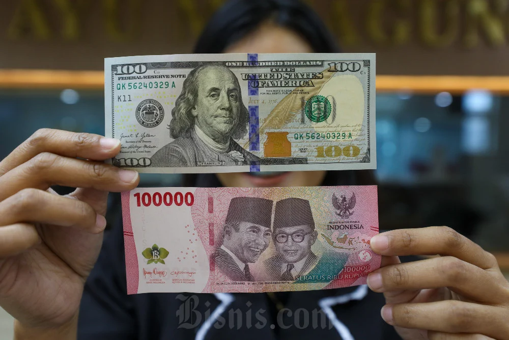 Rupiah Tertekan Tipis di Awal Perdagangan: Pasar Menanti Sikap BI