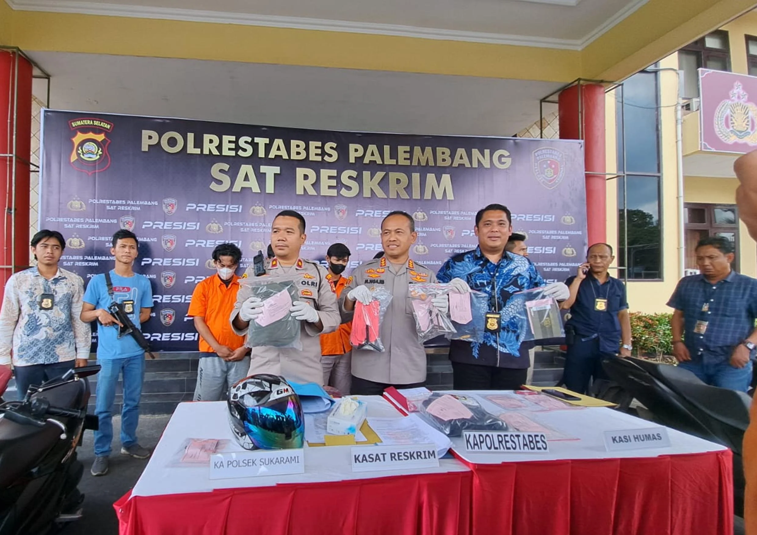 Satreskrim Palembang Bongkar Jaringan Pembegalan, Tangkep Dua Anggota Polri – Kasus Kekerasan Seksual dan Begal Mengguncang Kota