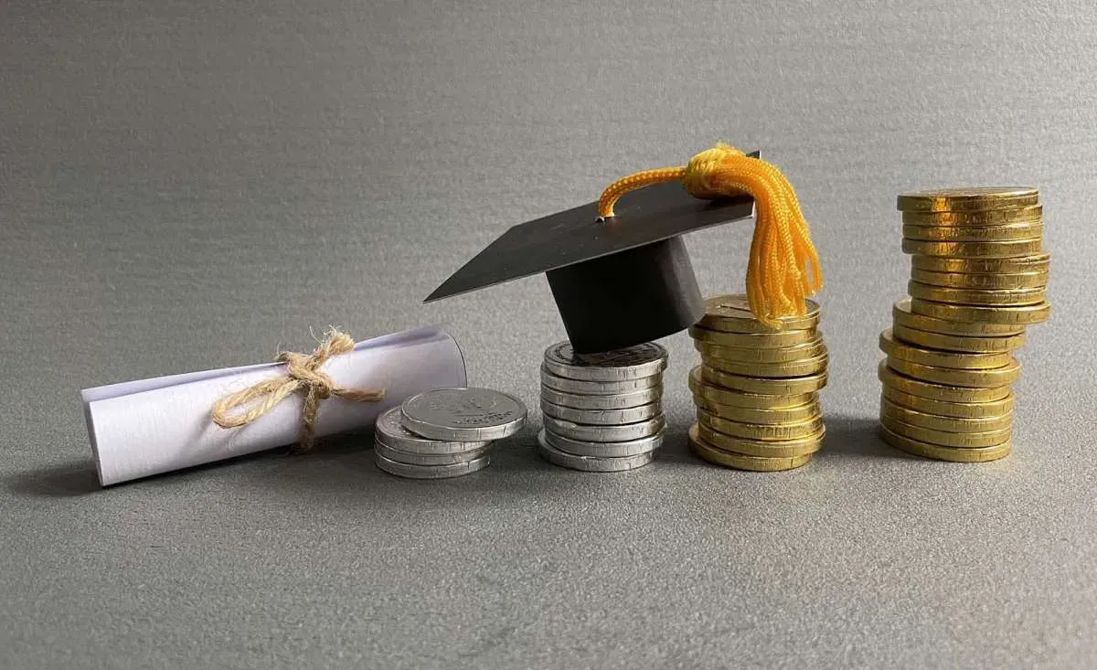 Simak Strategi Finansial Menghadapi Biaya Pendidikan yang Terus Naik