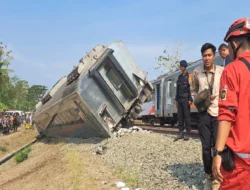 Tragedi Kecelakaan Kereta di Bekasi Hari Ini: 16 Tewas, 90 Luka, dan Dampaknya pada Aksi May Day
