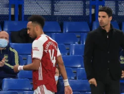 Vincent Kompany Buka Suara: Dari Kritik Arteta hingga Amukan pada Keputusan Wasit di Semifinal Champions League