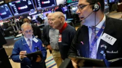 Wall Street Kehilangan Tenaga, Sektor Chip Jadi Biang Tekanan Pasar