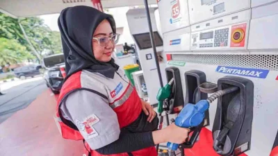 BBM Non-Subsidi Naik, Pertamax Kini Tembus Rp16.250 per Liter
