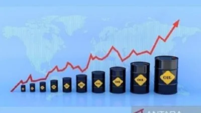 Harga Minyak Lompat Dua Persen saat Israel Gempur Lebanon Lagi