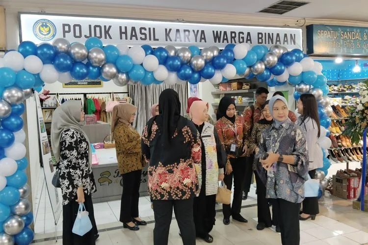 Ketika Pasar Berkata Jual Indonesia