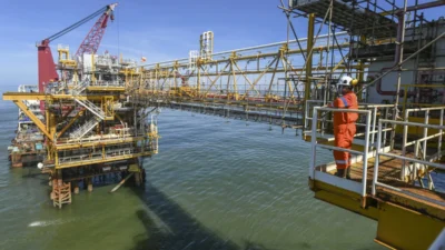 Lifting Minyak Baru 570.000, Masih Jauh dari Target APBN 2026