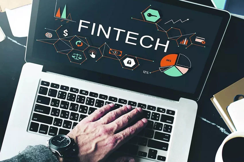 OJK: 14 Fintech P2P Lending Belum Penuhi Ekuitas Minimum Rp 12,5 Miliar